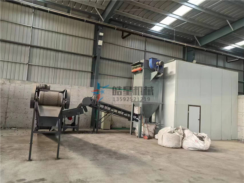 1000型廢鋁破碎機(jī)鐵鋁分離機(jī)設(shè)備客戶試機(jī)案例現(xiàn)場(chǎng) 1000型廢鋁破碎機(jī)鐵鋁分離機(jī)設(shè)備客戶試機(jī)案例現(xiàn)場(chǎng)